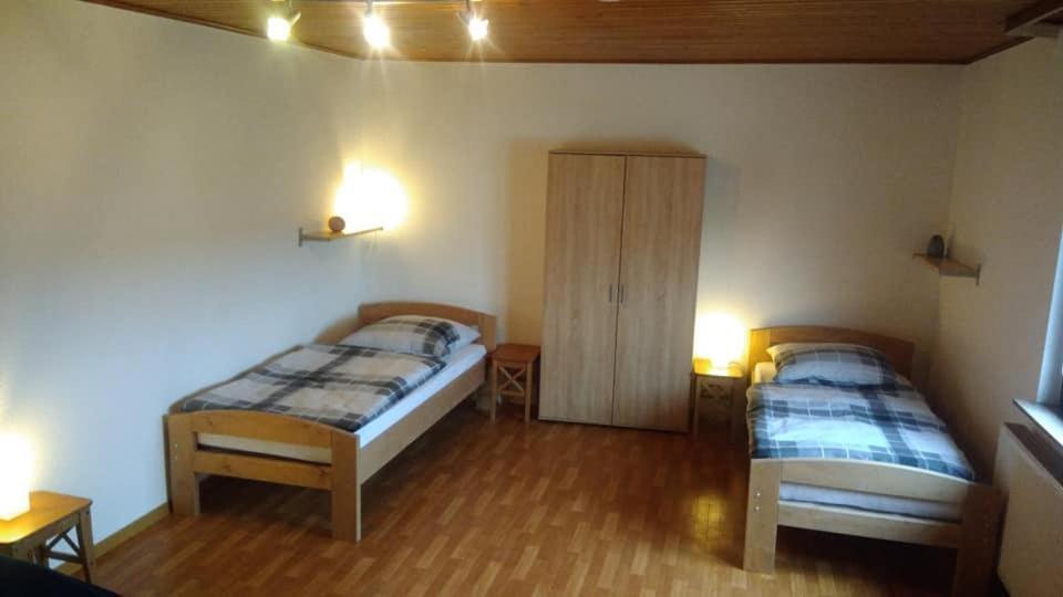 "Klein Und Fein"-Monteurzimmer Pohlheim Luaran gambar