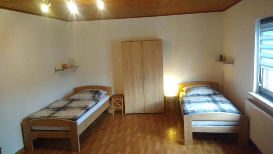 "Klein Und Fein"-Monteurzimmer Pohlheim Luaran gambar